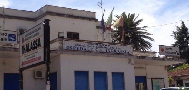 Anziana muore all’Ospedale Ingrassia di Palermo: tenuta 8 giorni in barella