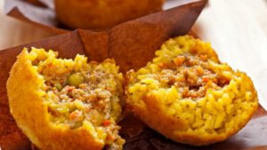 La sfida dell’arancina, burro o carne il 13 dicembre a Palermo, Santa Lucia e la nascita della...