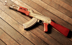 Albania e Italia: traffico di marijuana e di Kalashnikov, sgominata una banda. Su delega della...