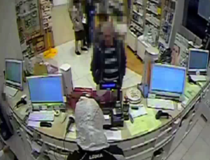 RAPINA FARMACIA ACIREALE