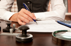 Truffa notaio Sciacca