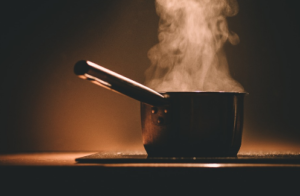 in pentola sulla stufa