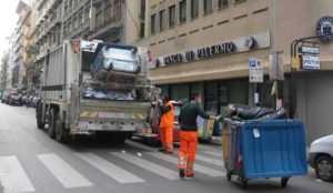 Servizio TG2 gestione rifiuti Palermo