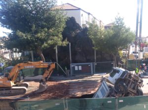 Camion sprofonda a Catania