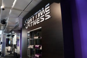 Interno palestra Anytime Fitness