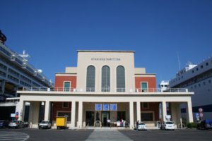 Stazione marittima porto di Palermo