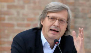 Sgarbi denuncia