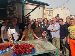 Raccolta organico a Ballarò