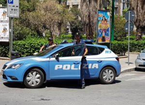 Arrestati due parcheggiatori abusivi