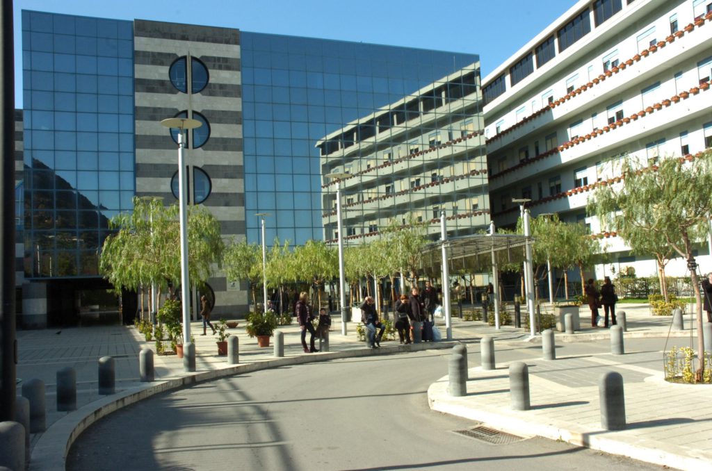 Cefalù, sono 28 i casi di sospetta intossicazione da botulino