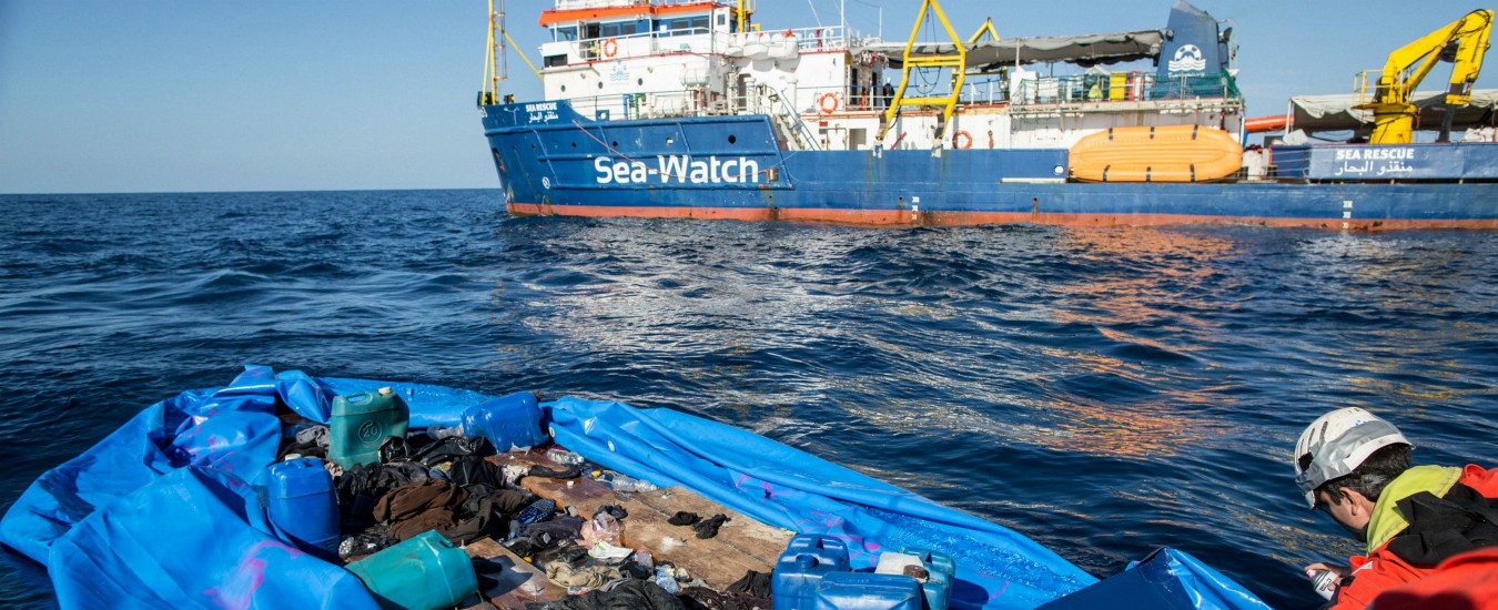 Sea Watch verso la Sicilia, Salvini dice no, Orlando pronto ad accogliere