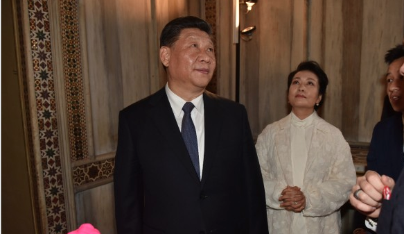 Xi Jinping a Palazzo Reale, lo stupore della coppia presidenziale