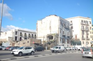 Abusivismo pubblicitario