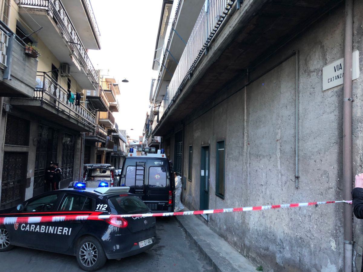 Anziano trovato morto nel catanese, fermata la figlia