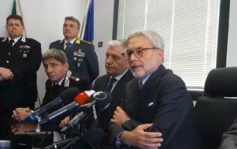 Bimba ferita a Napoli, fermati due fratelli