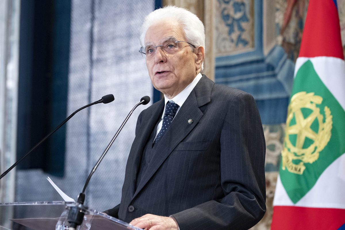 Mattarella: “Serve sforzo collettivo rilancio fiducia e investimenti”