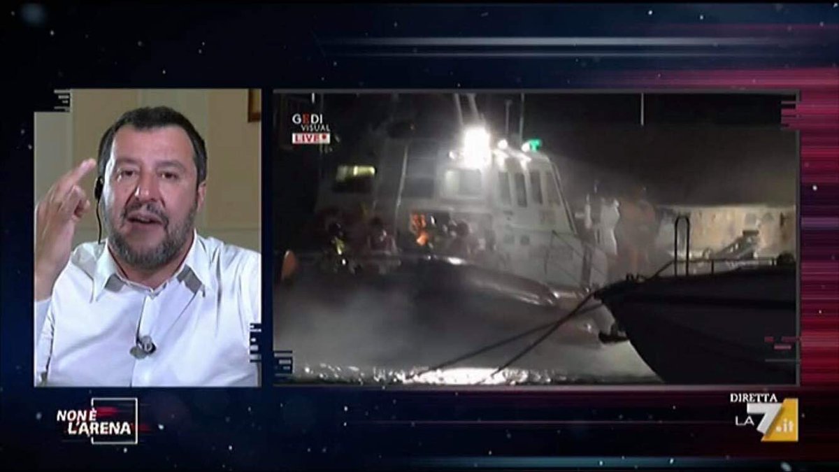 Sea Watch, Salvini: “Pronto a denunciare chi fa sbarcare irregolari”