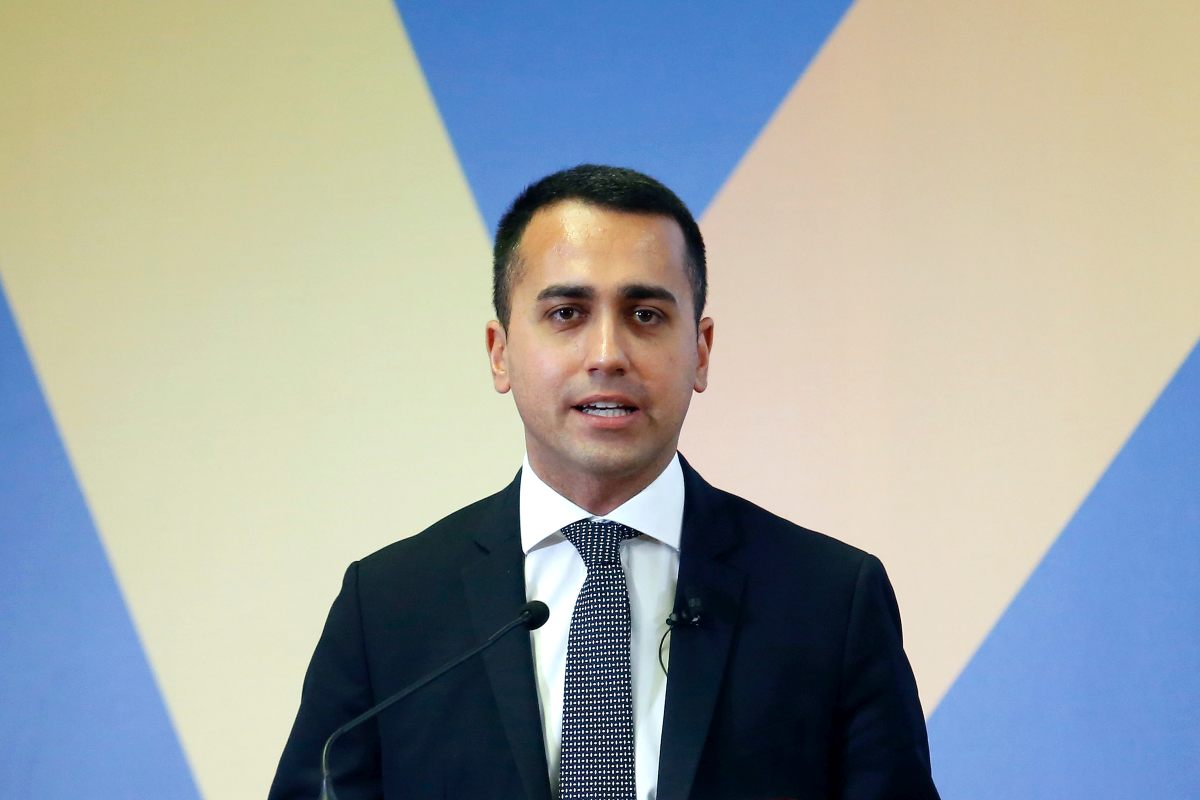 Mercatone Uno, Di Maio: “Lunedì tavolo al ministero”