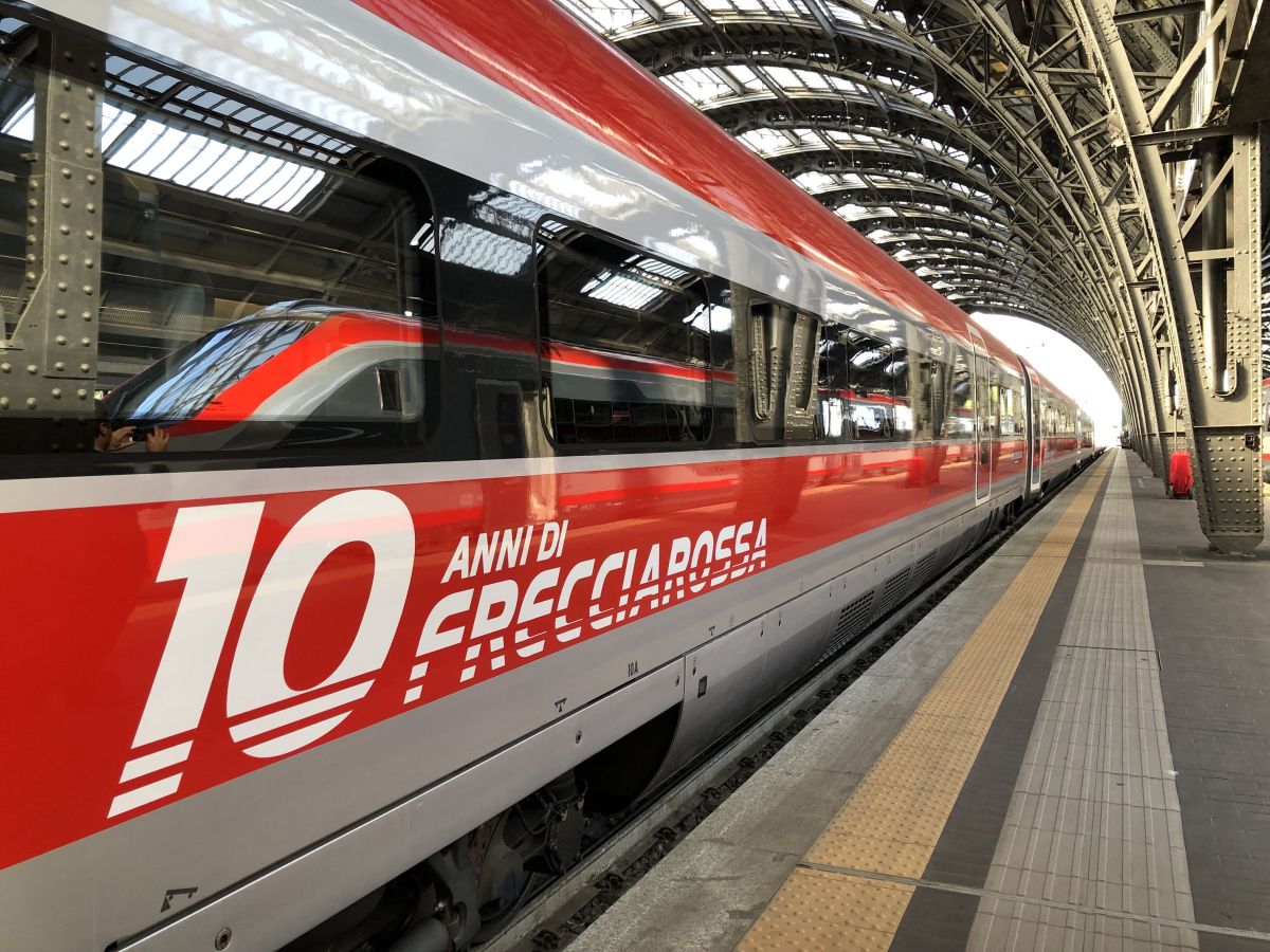 Da Trenitalia un treno ogni 12 secondi per mare, montagne e città d’arte