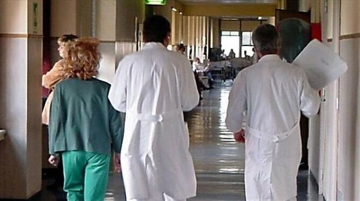 Sanità, tempi prenotazione lunghi: italiani si rivolgono ai privati