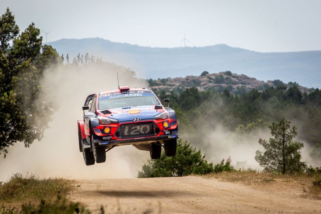 Mondiale Rally, in Sardegna vince Sordo