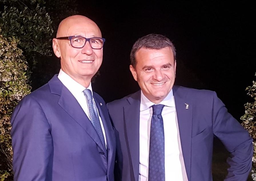 Centinaio al tour operator: “Tavolo di confronto per le riforme”