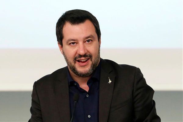 Roma, Salvini lancia offensiva: “Pronti a un programma alternativo”
