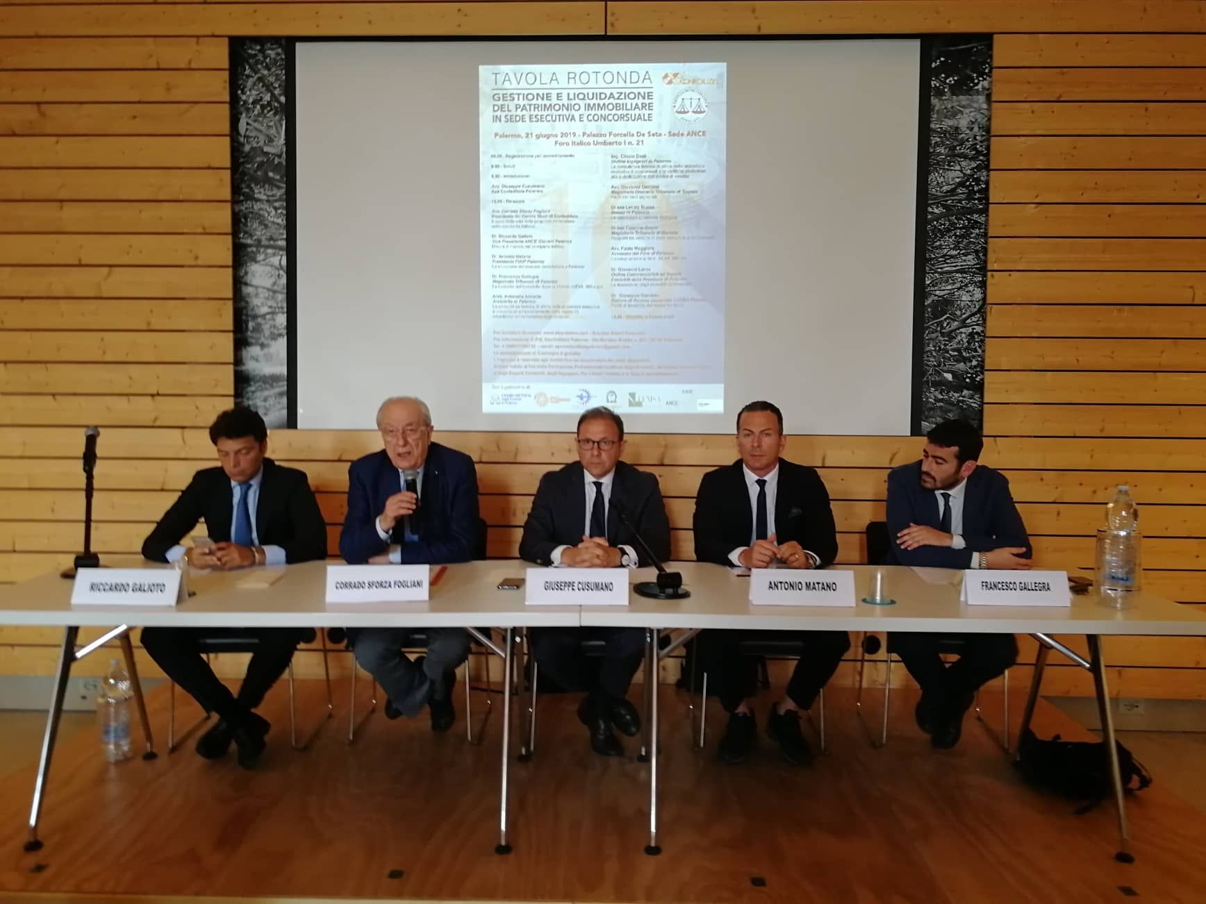 Confedilizia: “Contro crisi immobiliare diminuire le tasse”