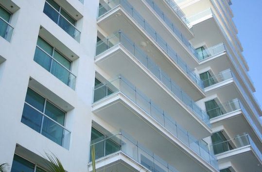 Intesa Sanpaolo e Snam  insieme per riqualificazione energetica condomini