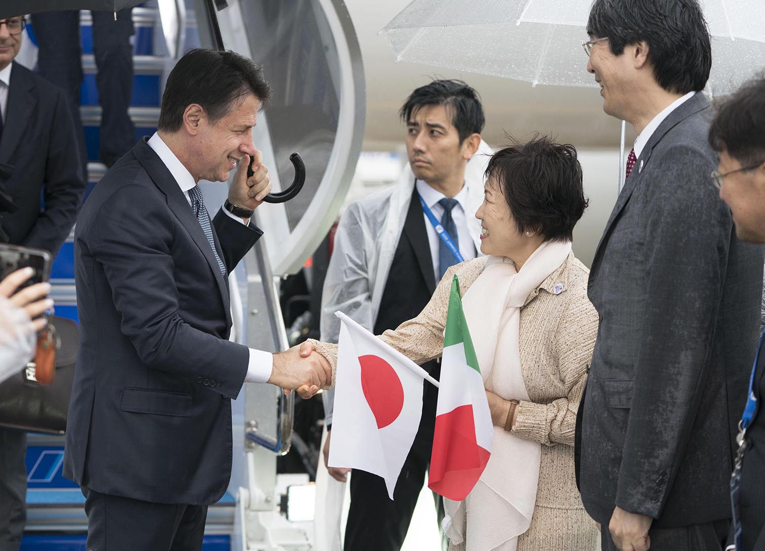 Conte: “Comportamento comandante della Sea Watch inaudito”