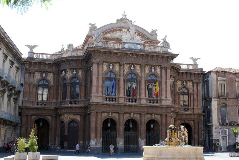 Teatro Bellini Catania: no Fondazione sì a stabilizzazione dei precari