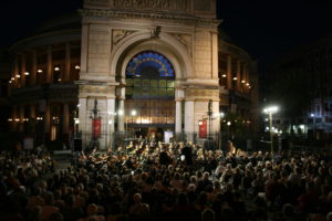 EState in musica.  Il programma estivo dell’Orchestra Sinfonica Siciliana prevede trentuno concerti...