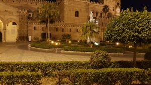 Interventi illuminazione. Completata la manutenzione della villetta Basile e revisionati gli...