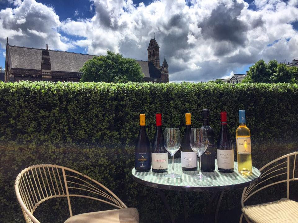 Vini & Vinili, alla riscoperta del vinile: pregi e virtù del 33 giri