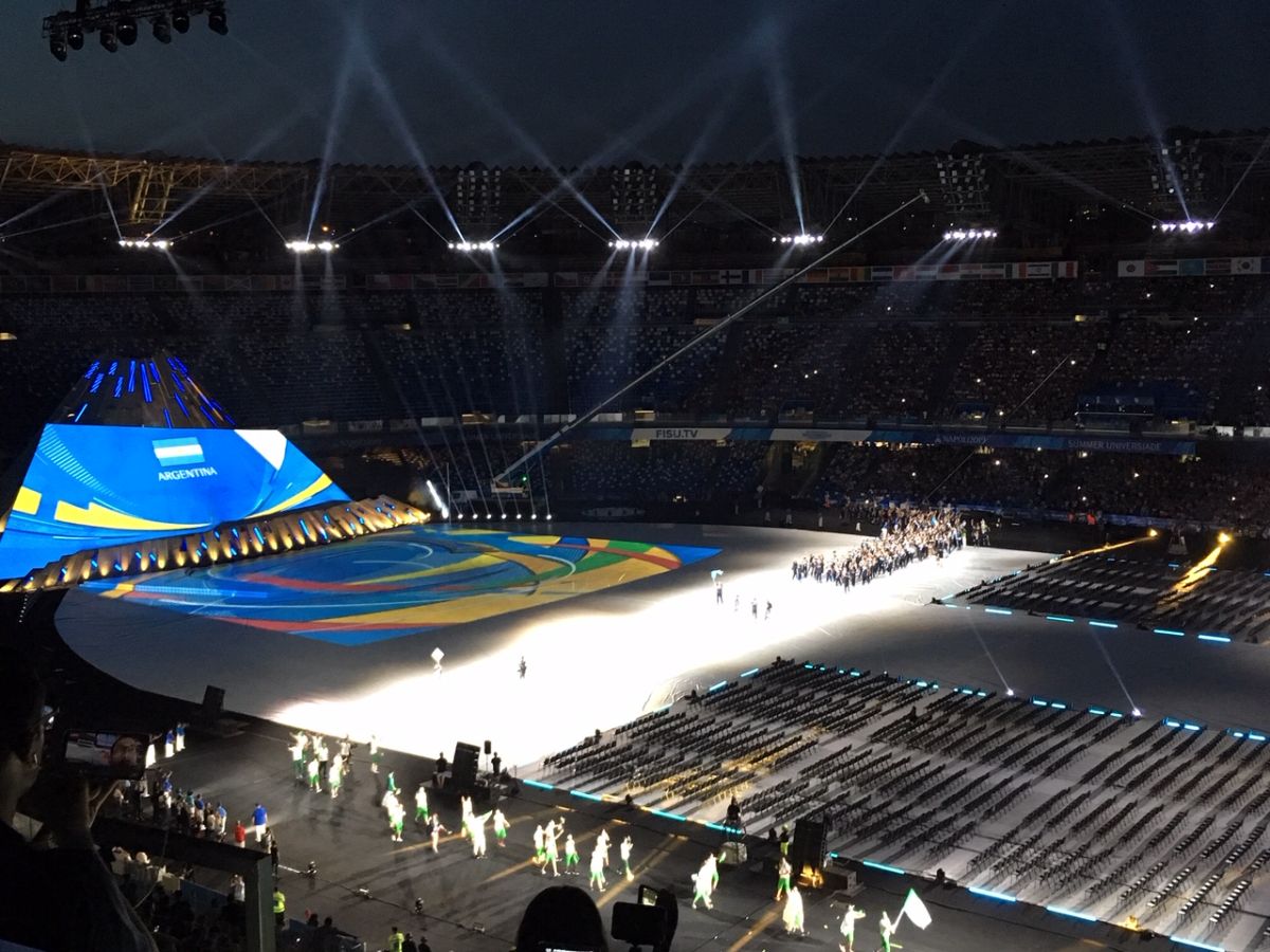 Mattarella da il via a Napoli alle Universiadi