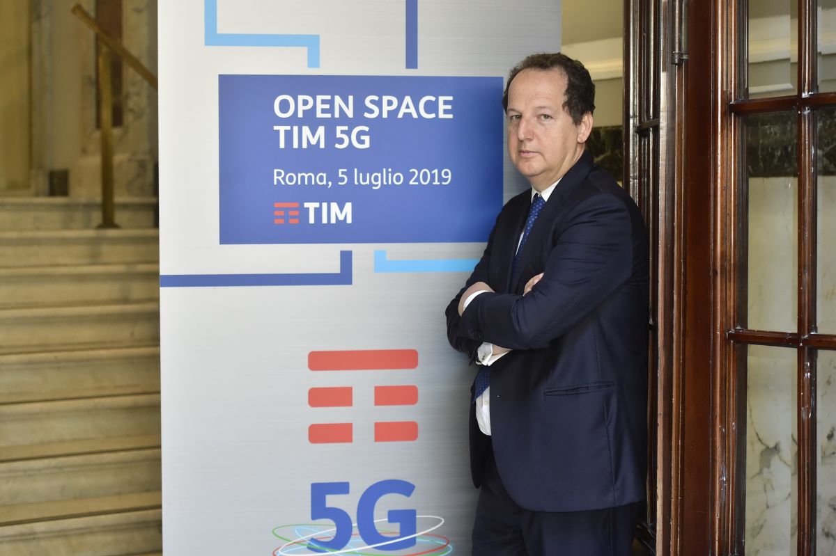 Tim investe sul 5G, 120 città coperte entro il 2021