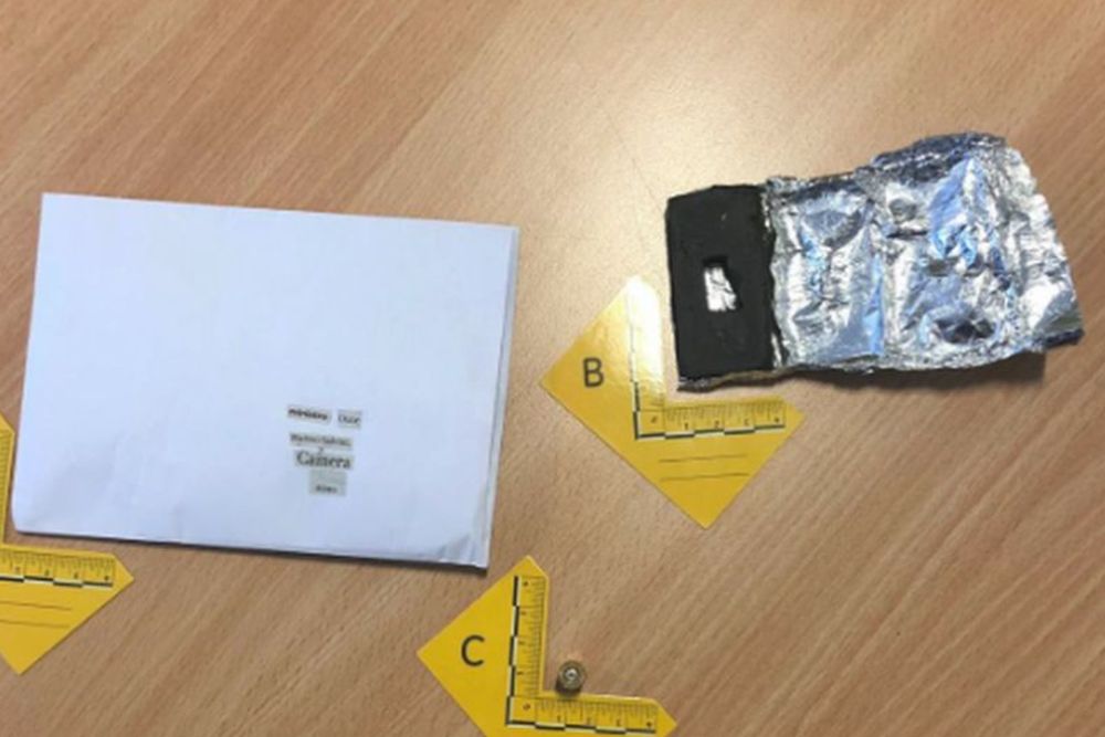 Busta con proiettile a Salvini: “Non mi fanno paura”