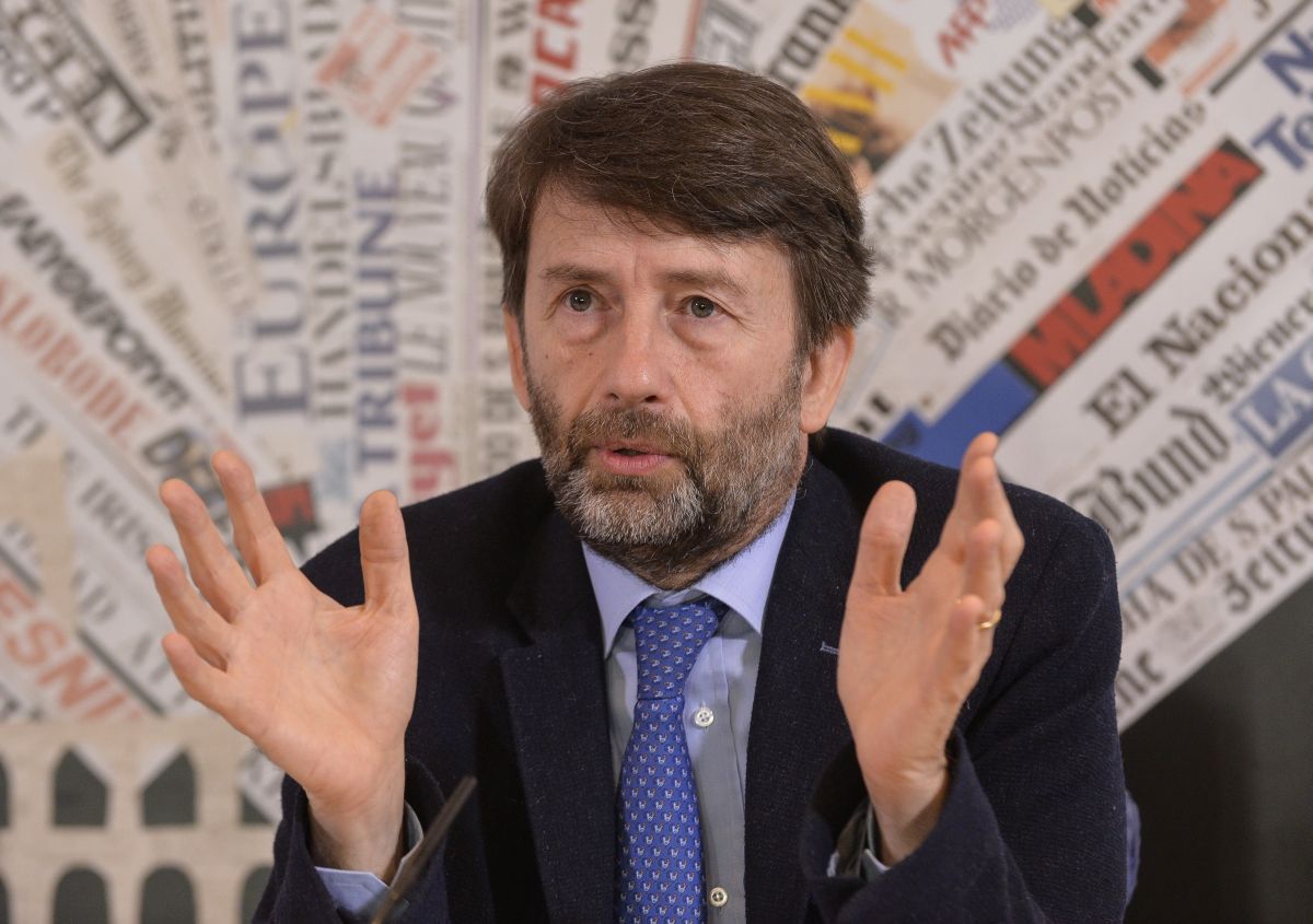 Franceschini apre a M5S, Di Maio: “Orgogliosamente diversi dal PD”