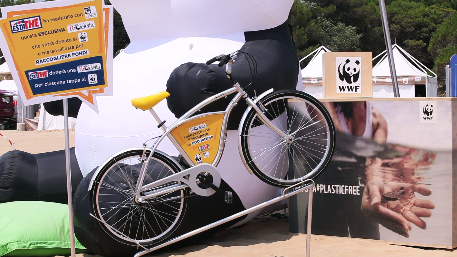 Nasce la “Ricicletta”, la bici realizzata con 800 lattine riciclate