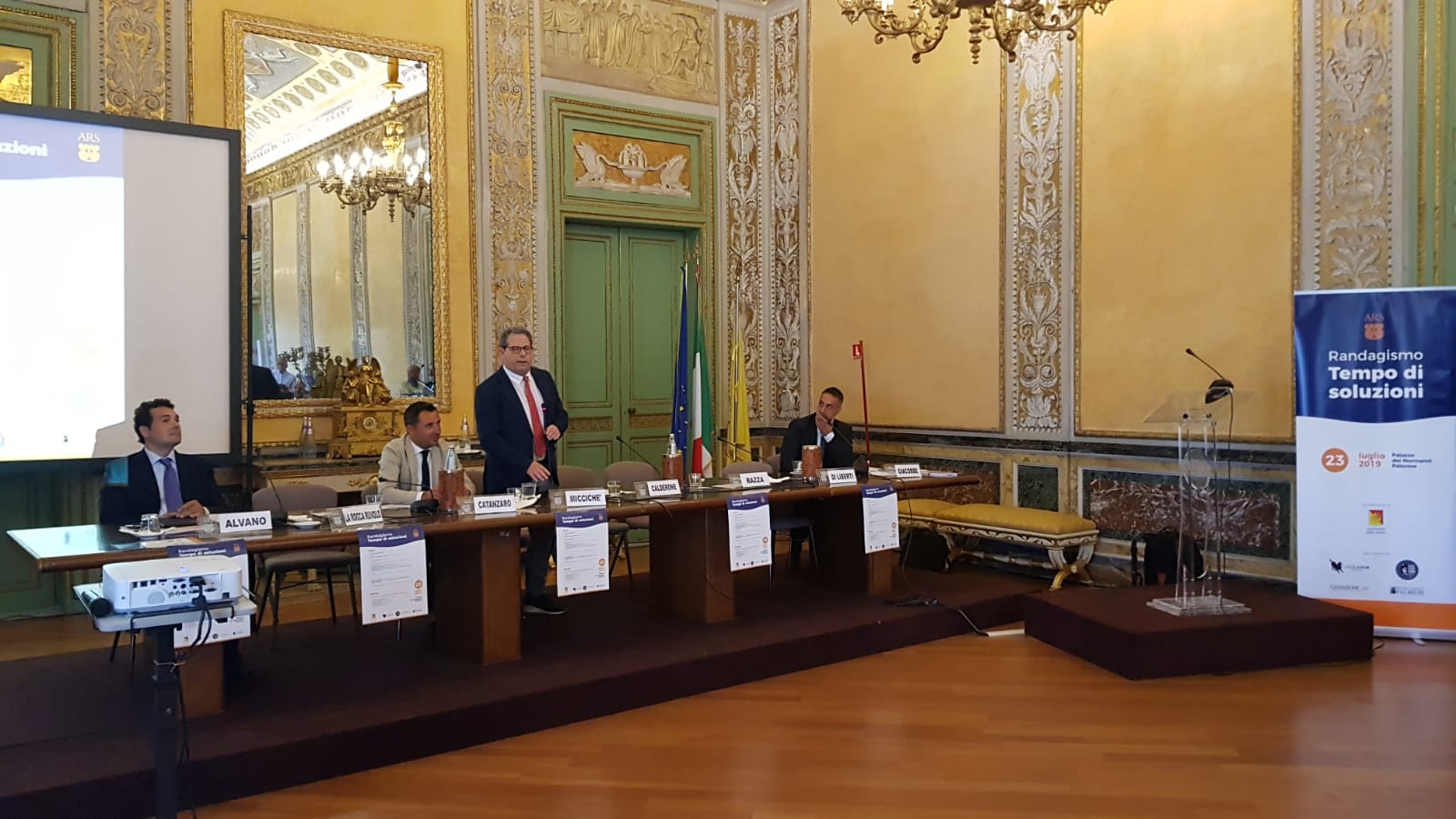 Randagismo in Sicilia, una convegno all’Ars per trovare soluzioni
