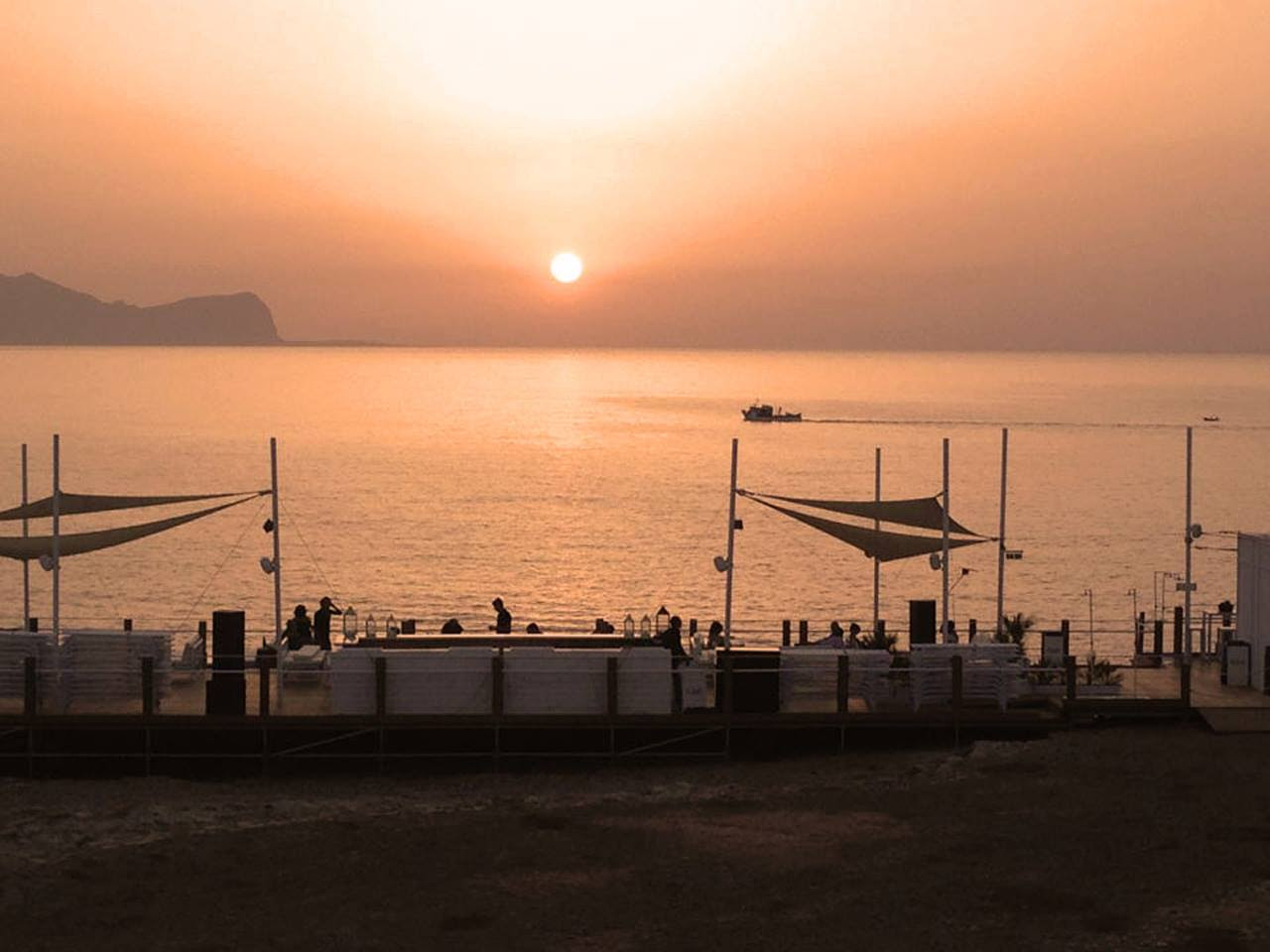 Sunset Sicily Fest, Tramonto e musica lounge all’iClub di Terrasini