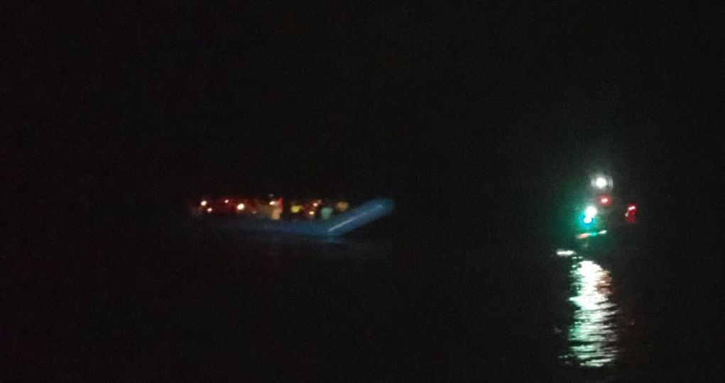 Open Arms salva 123 migranti, altri due mini sbarchi a Lampedusa