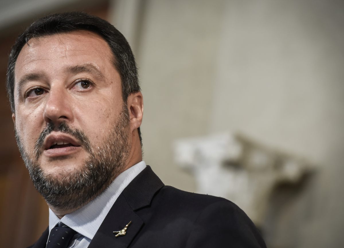 Salvini: “Mattarella fermi uno spettacolo indecente”