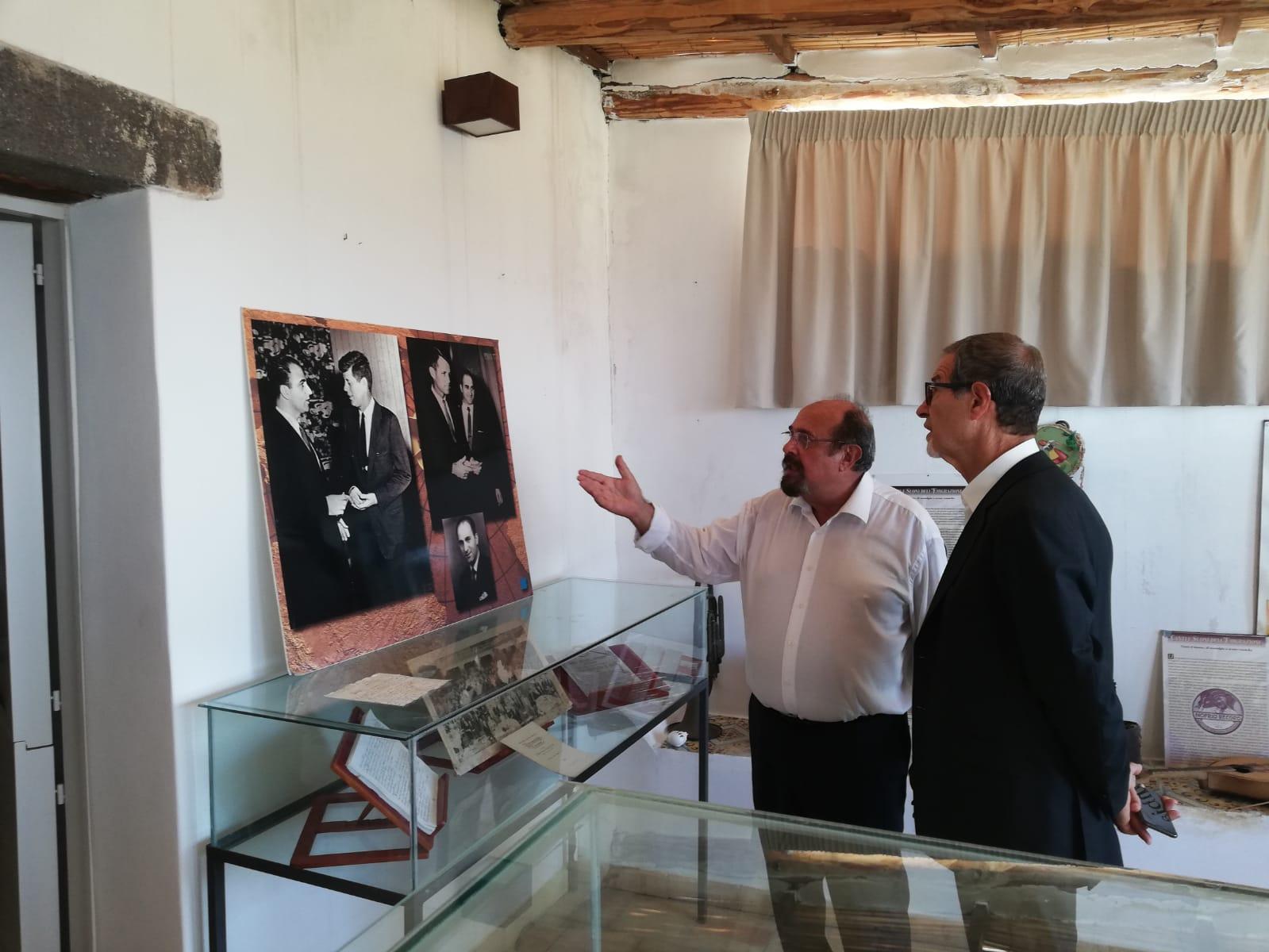 Musumeci visita Salina, nasce progetto rete dei musei dell’emigrazione