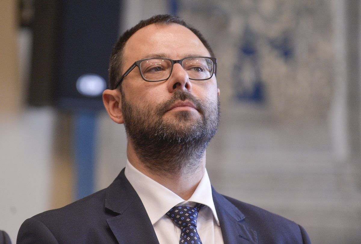 M5S: “Se su Rousseau vince in No al governo Conte ne prenda atto”