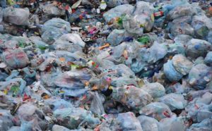 ROMA (ITALPRESS) - Continua ad aumentare la tassa rifiuti per cittadini e imprese: nel 2018 e'...