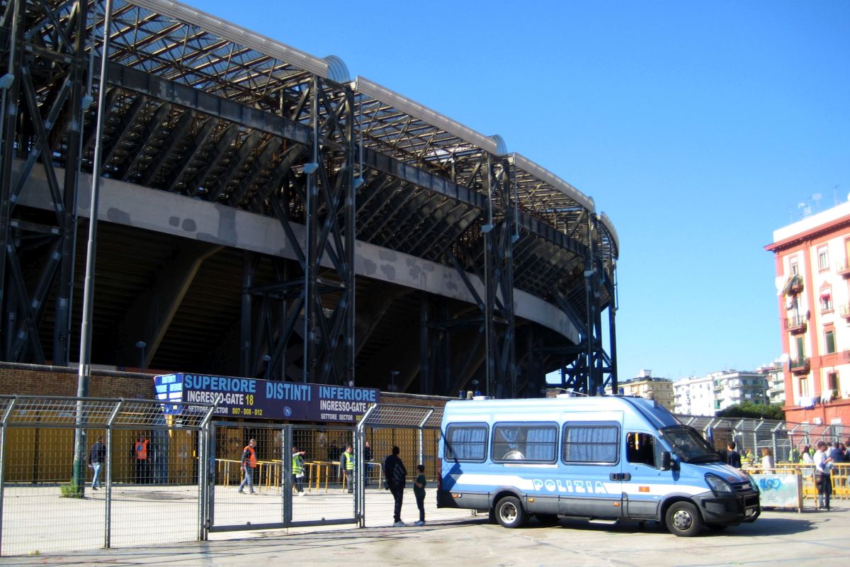 Polemica aperta tra Napoli e Comune per gli spogliatoi del San Paolo