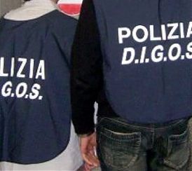TORINO (ITALPRESS) - E' in corso una vasta operazione della Polizia di Stato di Torino, coordinata...