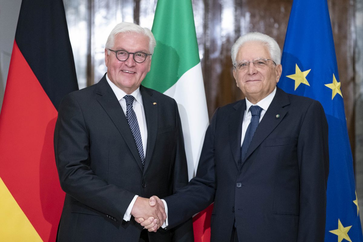 Immigrazione, Mattarella:”Servono meccanismi Ue per rimpatri”