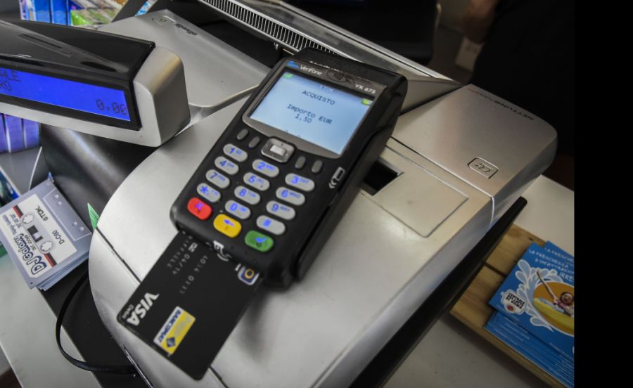 Pagamenti elettronici, Italia fanalino di coda in UE